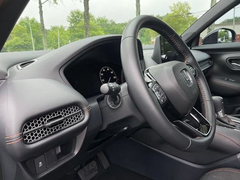 Certified 2026 Honda HR-V Sport image 27