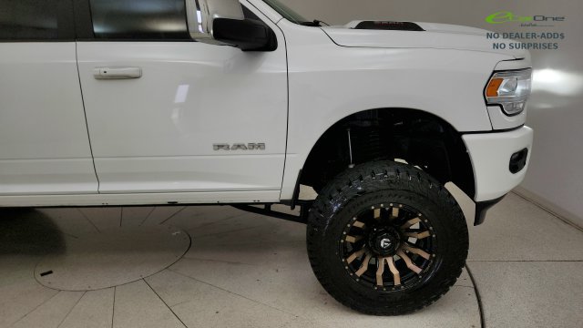 Used 2023 RAM 2500 Laramie AWD/4WD image 16