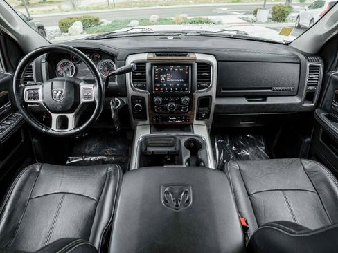 Used 2018 RAM 3500 Laramie w/ Cold Weather Group AWD/4WD image 19