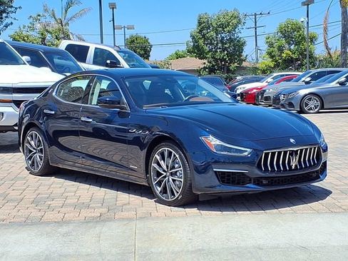 Used 2019 Maserati Ghibli S GranLusso RWD image 7