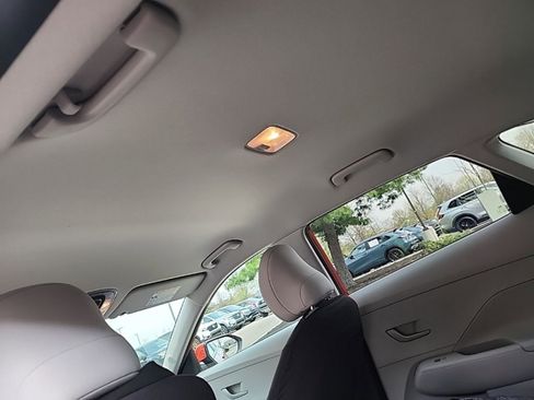 Used 2025 Hyundai Kona SEL image 16