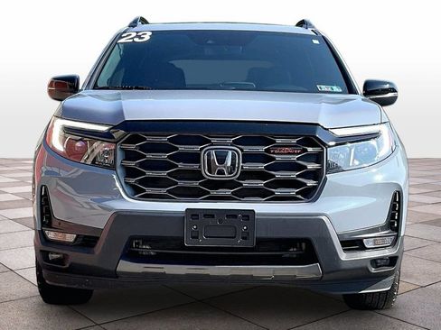 Used 2023 Honda Passport TrailSport image 3