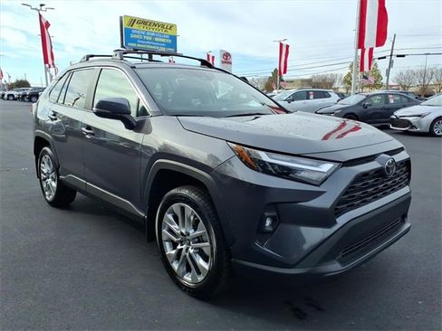 Used 2025 Toyota RAV4 XLE Premium image 1