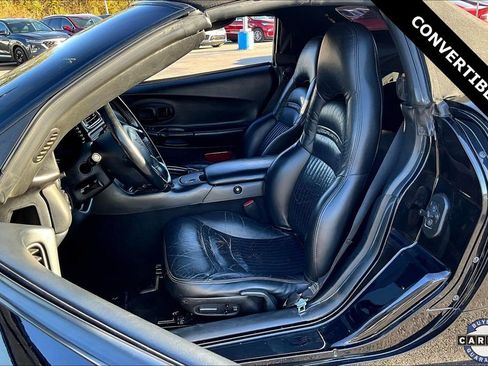 Used 2003 Chevrolet Corvette Base w/ Preferred Equipment Group1 image 15