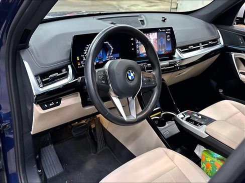 Used 2023 BMW X1 xDrive28i w/ Convenience Package AWD/4WD image 17