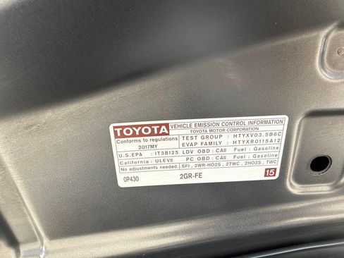 Used 2017 Toyota Camry XSE FWD image 24