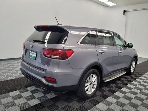 Used 2020 Kia Sorento LX FWD image 9
