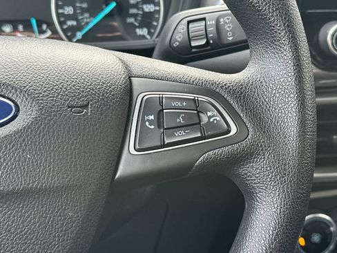 Used 2021 Ford EcoSport SE w/ SE Convenience Package image 27