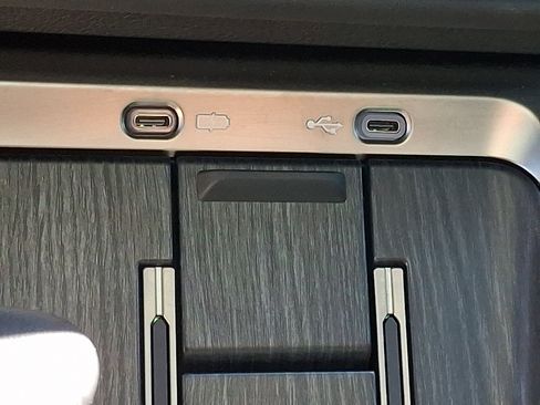 Certified 2024 Lexus GX 550 w/ Accessory Package (Z1) AWD/4WD image 25