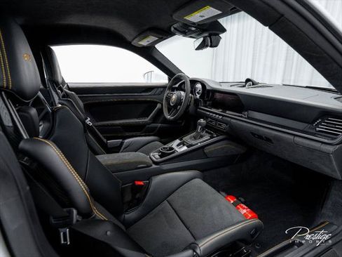 Used 2022 Porsche 911 GT3 RWD image 41