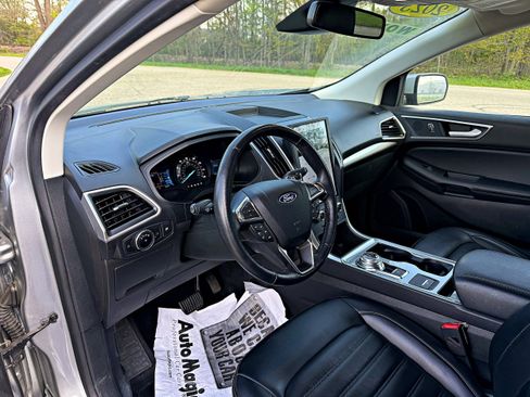 Used 2023 Ford Edge SEL AWD/4WD image 13