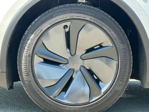 Used 2026 Tesla Model Y 2WD image 24