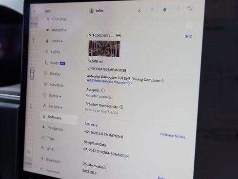 Used 2021 Tesla Model S Plaid image 27