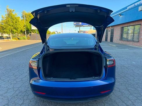 Used 2021 Tesla Model 3 Standard Range Plus RWD image 14