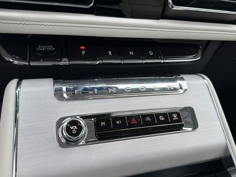 New 2026 Lincoln Aviator Reserve AWD/4WD image 30