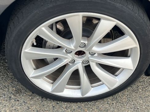 Used 2019 Tesla Model 3 Standard Range image 15