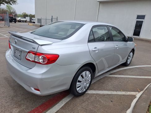 Used 2012 Toyota Corolla LE image 6