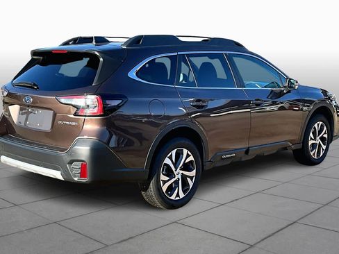 Used 2022 Subaru Outback Limited image 13