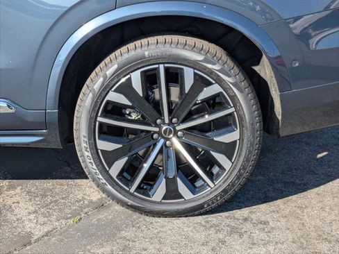 New 2026 Volvo XC90 T8 Ultra w/ Protection Package Premier image 6