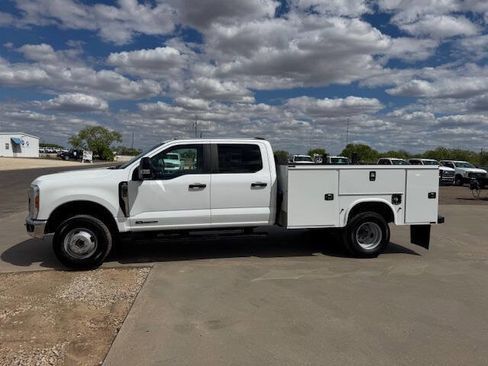 Used 2024 Ford F350 XL w/ Snow Plow Prep Package image 1
