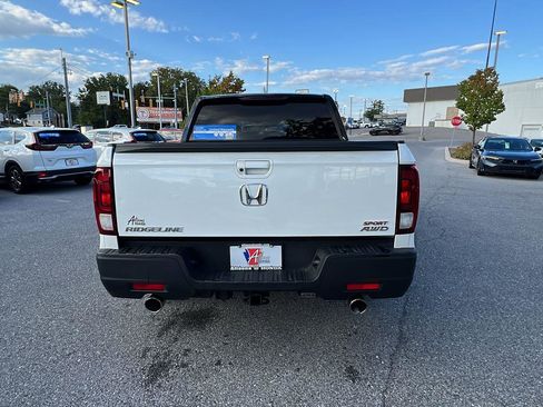 Used 2021 Honda Ridgeline Sport image 5