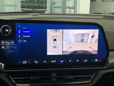 Certified 2024 Chevrolet Equinox EV RS image 26