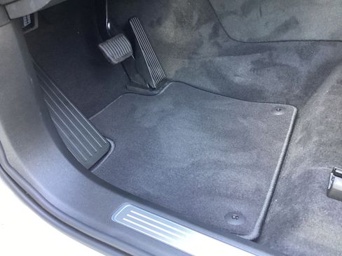 Used 2026 Volvo XC90 B6 Plus w/ Protection Package Premier image 16