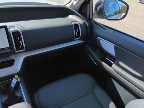 New 2025 Ford Expedition Max Active image 17