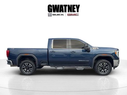 Used 2022 GMC Sierra 2500 SLE w/ SLE Convenience Package AWD/4WD image 4
