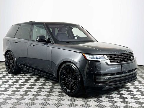 Certified 2023 Land Rover Range Rover SE AWD/4WD image 5