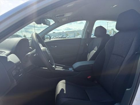 New 2026 Honda Accord LX image 9