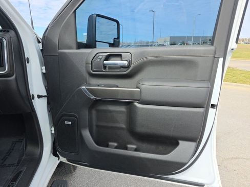 Used 2023 GMC Sierra 2500 AT4 w/ AT4 Preferred Package AWD/4WD image 21
