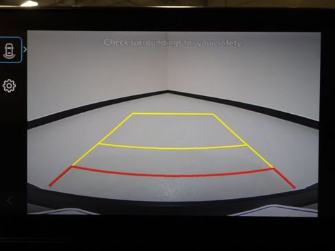 Used 2025 Hyundai Kona SEL image 13