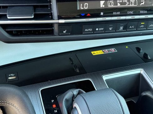 Certified 2025 Toyota Sienna XLE w/ XLE Plus Package AWD/4WD image 34
