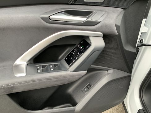 New 2025 Audi SQ5 Premium Plus image 9