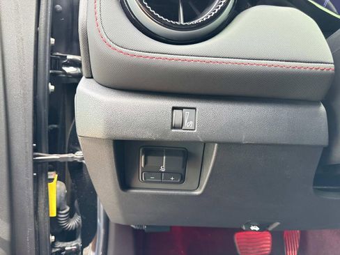 Used 2024 Chevrolet Colorado Z71 w/ Z71 Convenience Package 2 image 20