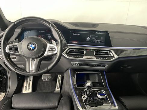 Used 2022 BMW X5 M50i w/ Executive Package image 13