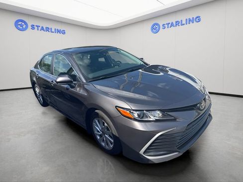 Used 2024 Toyota Camry LE w/ Convenience Package FWD image 4