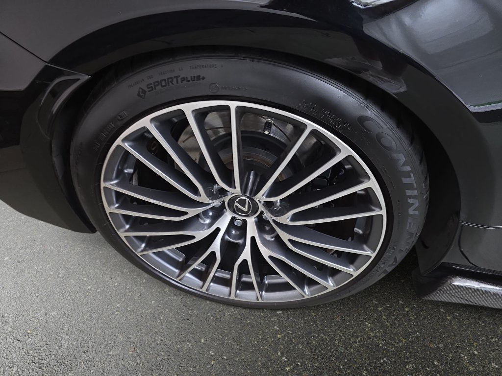 Used 2015 Lexus RC F RWD image 27