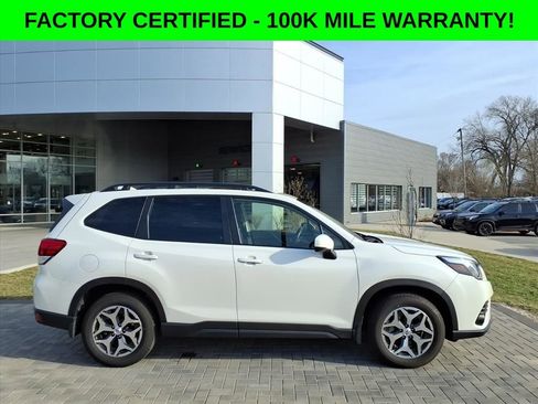 Used 2023 Subaru Forester Premium image 8