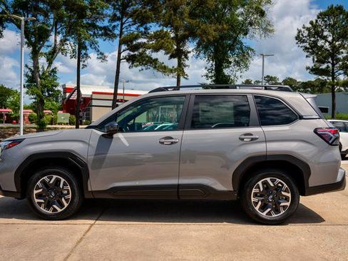 New 2026 Subaru Forester Premium AWD/4WD image 2