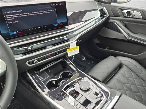 New 2027 BMW X7 xDrive40i w/ M Sport Package AWD/4WD image 14
