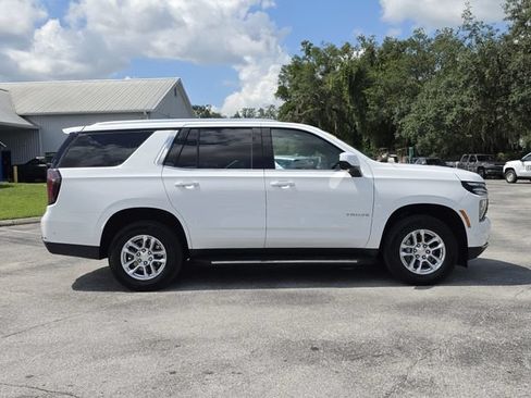 Used 2025 Chevrolet Tahoe LT AWD/4WD image 3