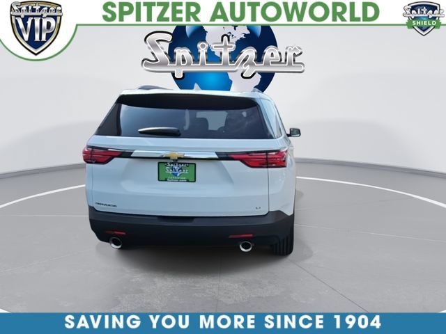 Used 2023 Chevrolet Traverse LT FWD image 7