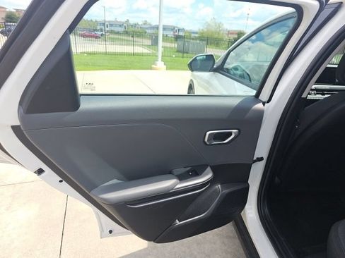 Used 2025 Kia K4 FWD image 13