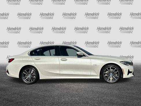 Certified 2022 BMW 330e w/ Premium Package image 3