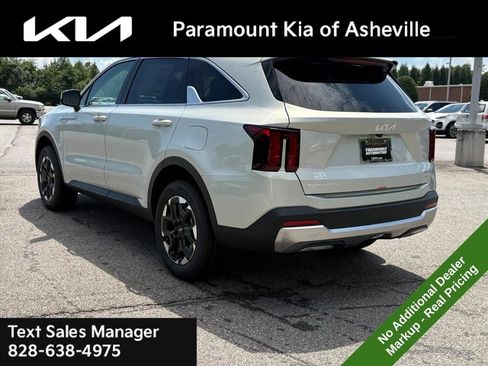 New 2026 Kia Sorento S AWD/4WD image 4