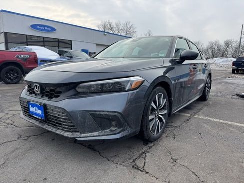 Used 2023 Honda Civic EX-L image 6