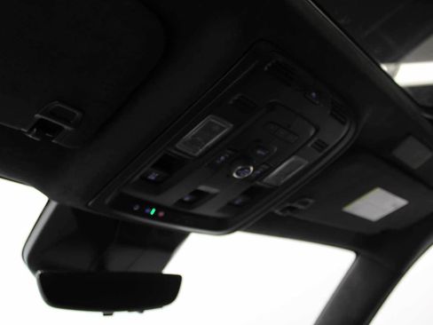 Used 2023 Cadillac Escalade V w/ LPO, ONYX Package image 33