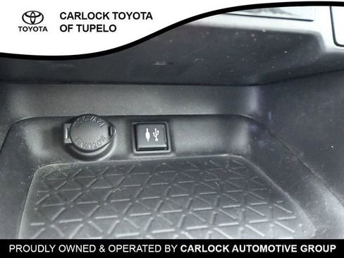 Used 2019 Toyota RAV4 XLE Premium image 13